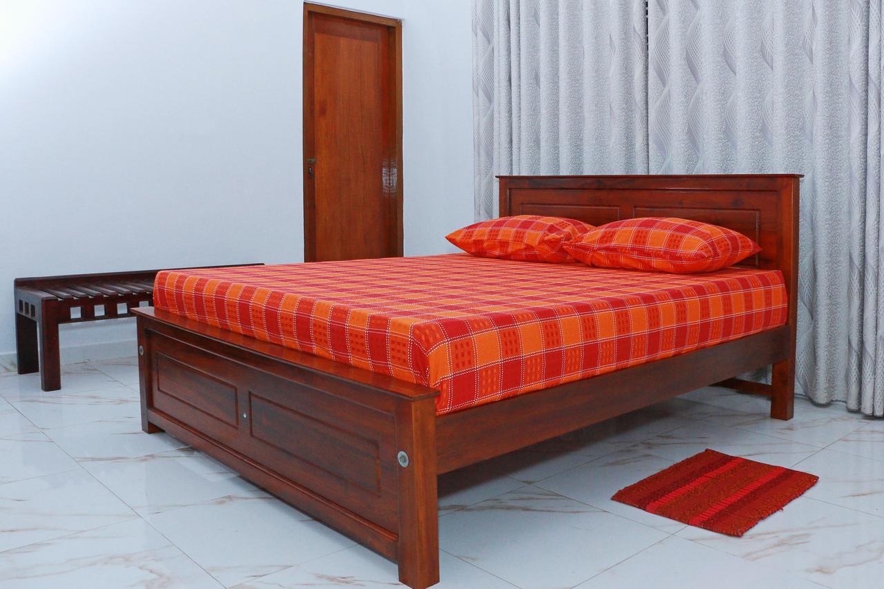 Peak View Holiday Resort Ratnapura Bagian luar foto